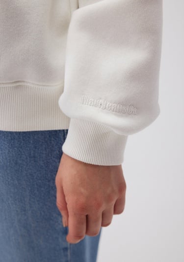  Mavi Bisiklet Yaka Beyaz Basic Sweatshirt 1610198-70057