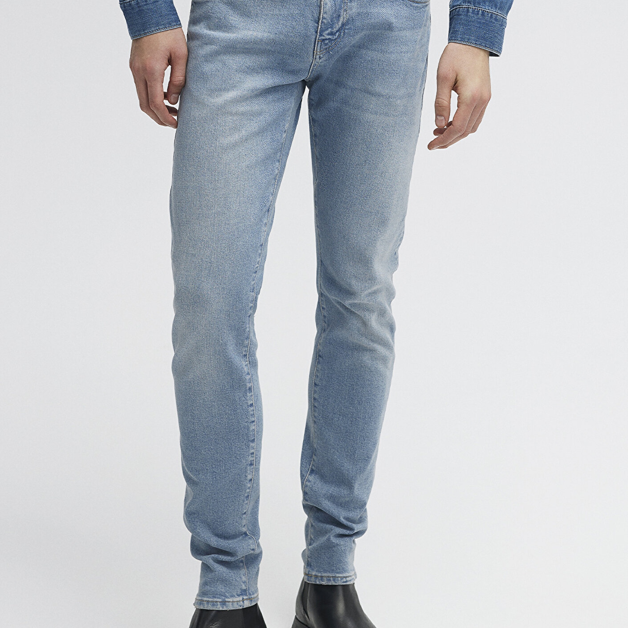 Mavi Kvnç Mavi Black Gölgeli Açık İndigo Mavisi Jean Pantolon 001070-33974