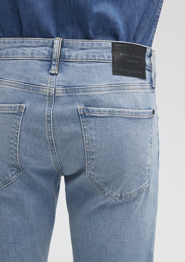  Mavi Kvnç Mavi Black Gölgeli Açık İndigo Mavisi Jean Pantolon 001070-33974