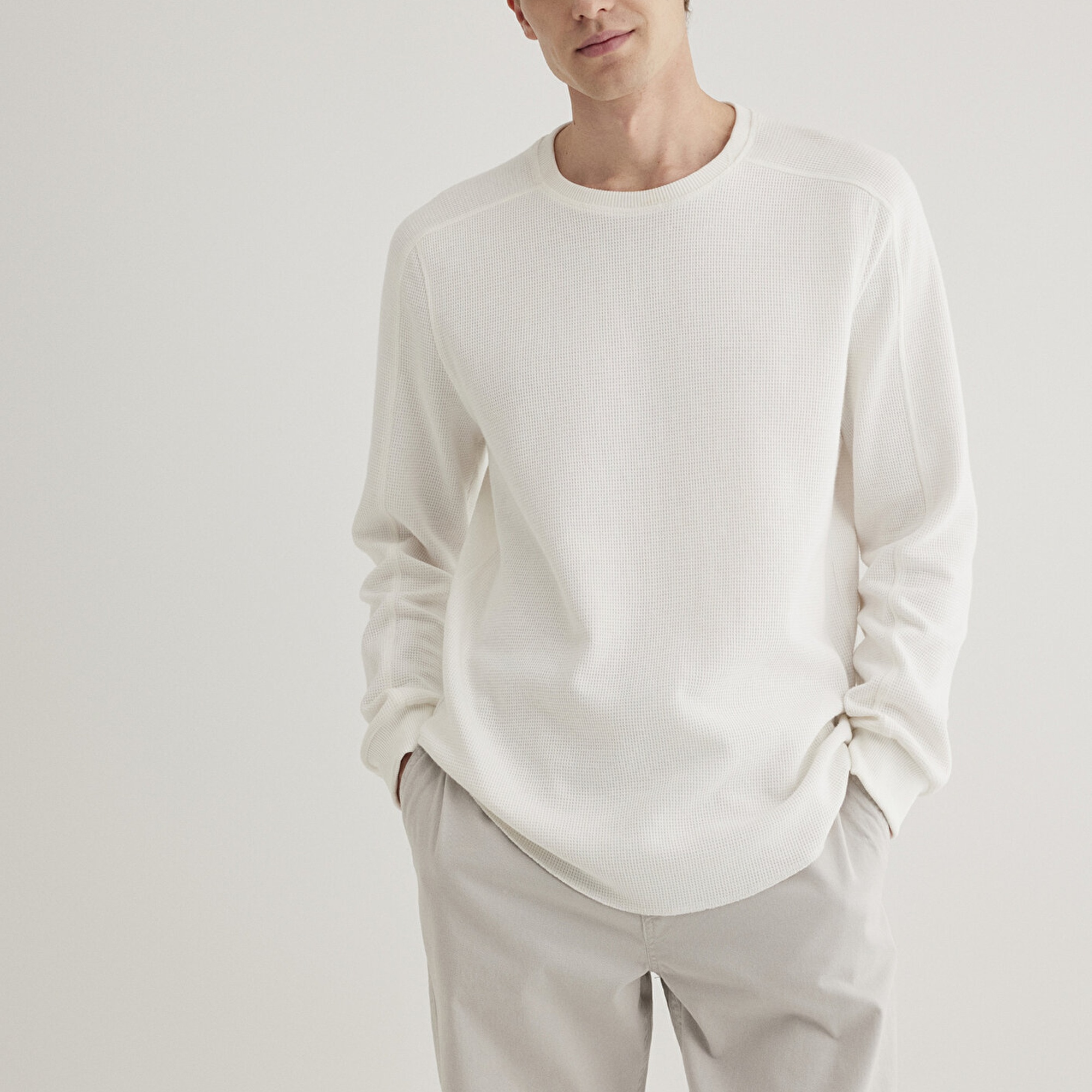 Mavi Uzun Kollu Dokulu Beyaz Basic Tişört Slim Fit / Dar Kesim 0610106-70054