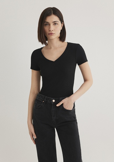  Mavi Siyah Basic V Yaka Tişört Fitted / Vücuda Oturan Kesim 1601040-900