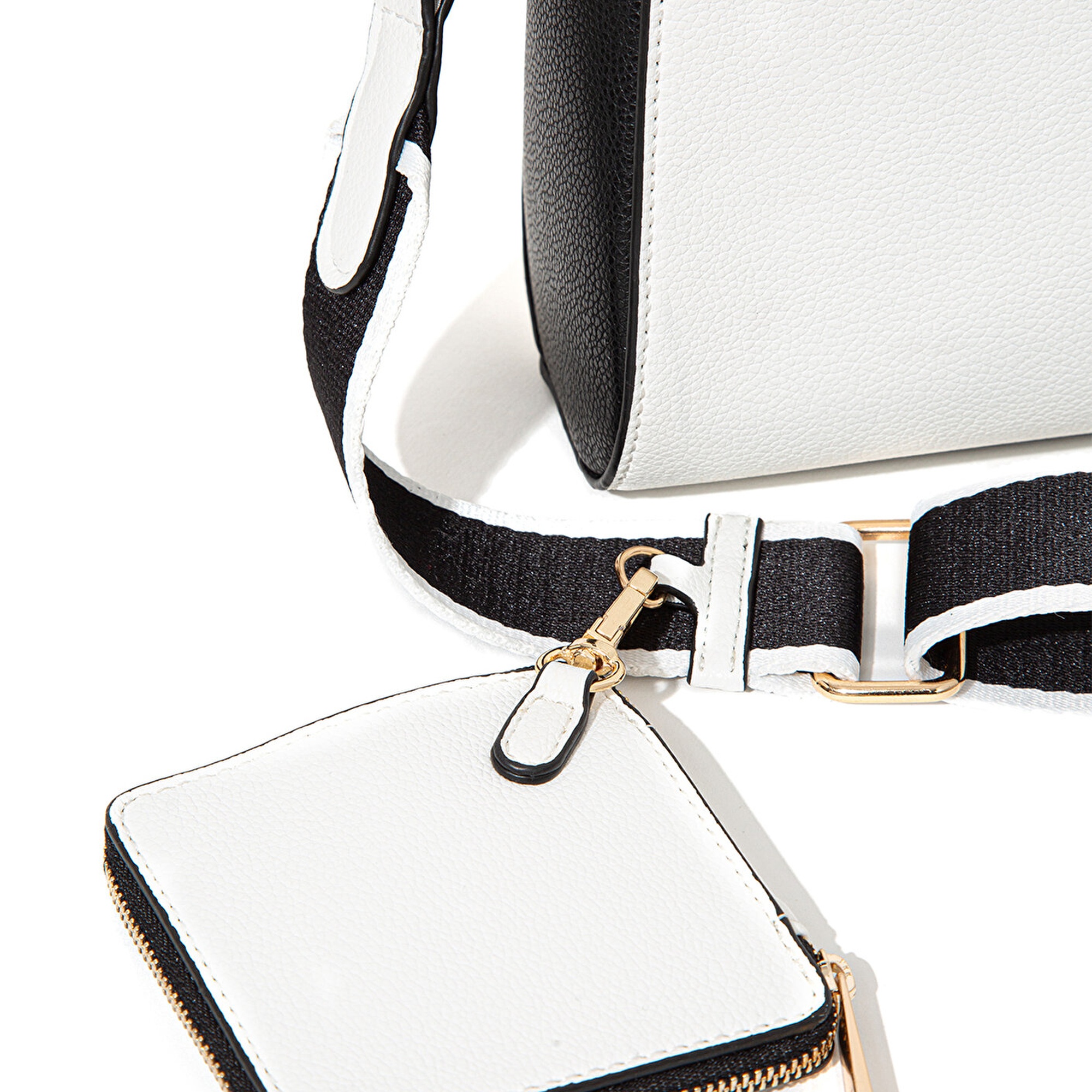 Mavi Beyaz Çapraz Çanta 1912166-620