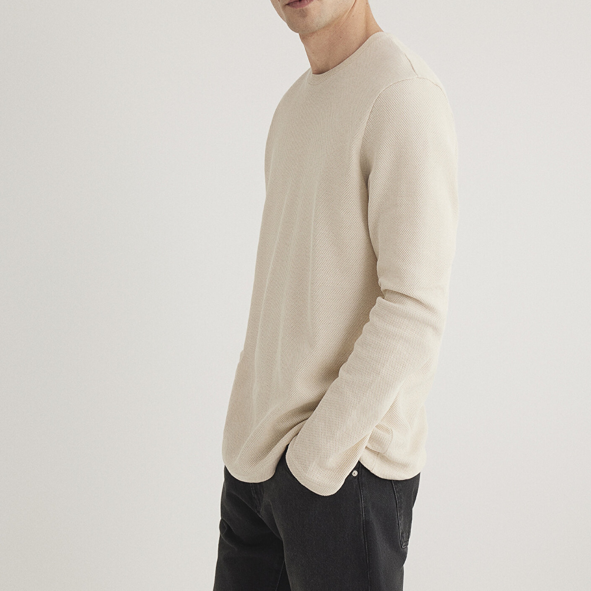 Mavi Uzun Kollu Bej Basic Tişört Regular Fit / Normal Kesim 0611925-70072