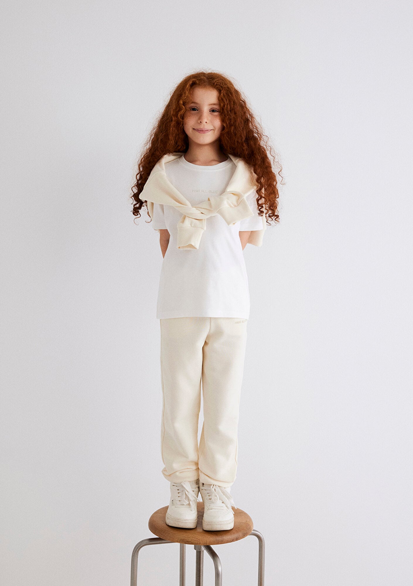  Mavi Organik Pamuklu Beyaz Basic Tişört Regular Fit / Normal Kesim 7610197-70057