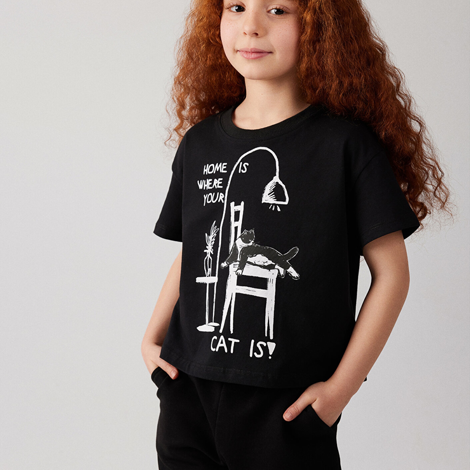 Mavi Kedi Baskılı Siyah Crop Tişört Crop / Kısa Kesim 7610184-900