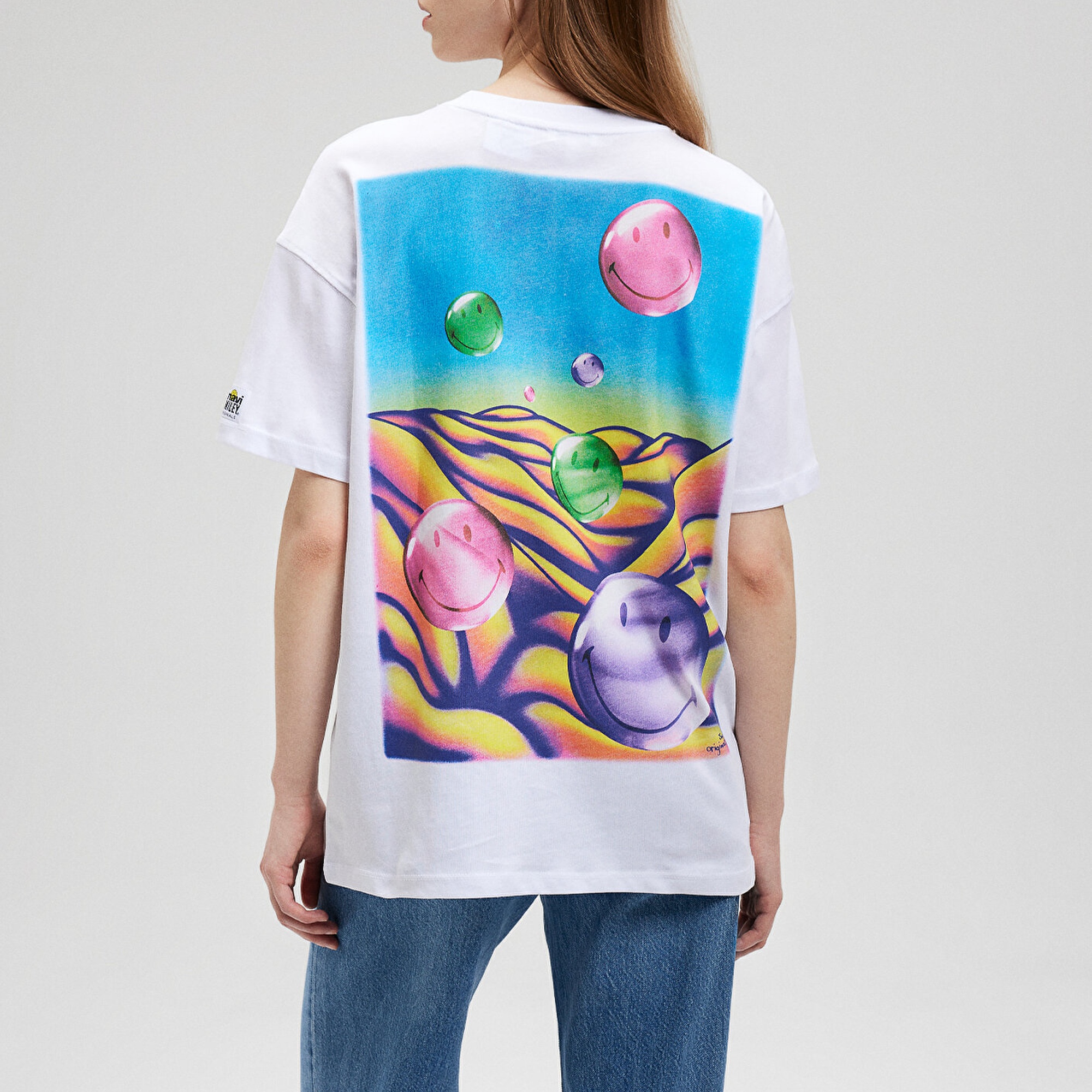 Mavi Smiley Originals Baskılı Beyaz Tişört Loose Fit / Bol Rahat Kesim 1612433-620