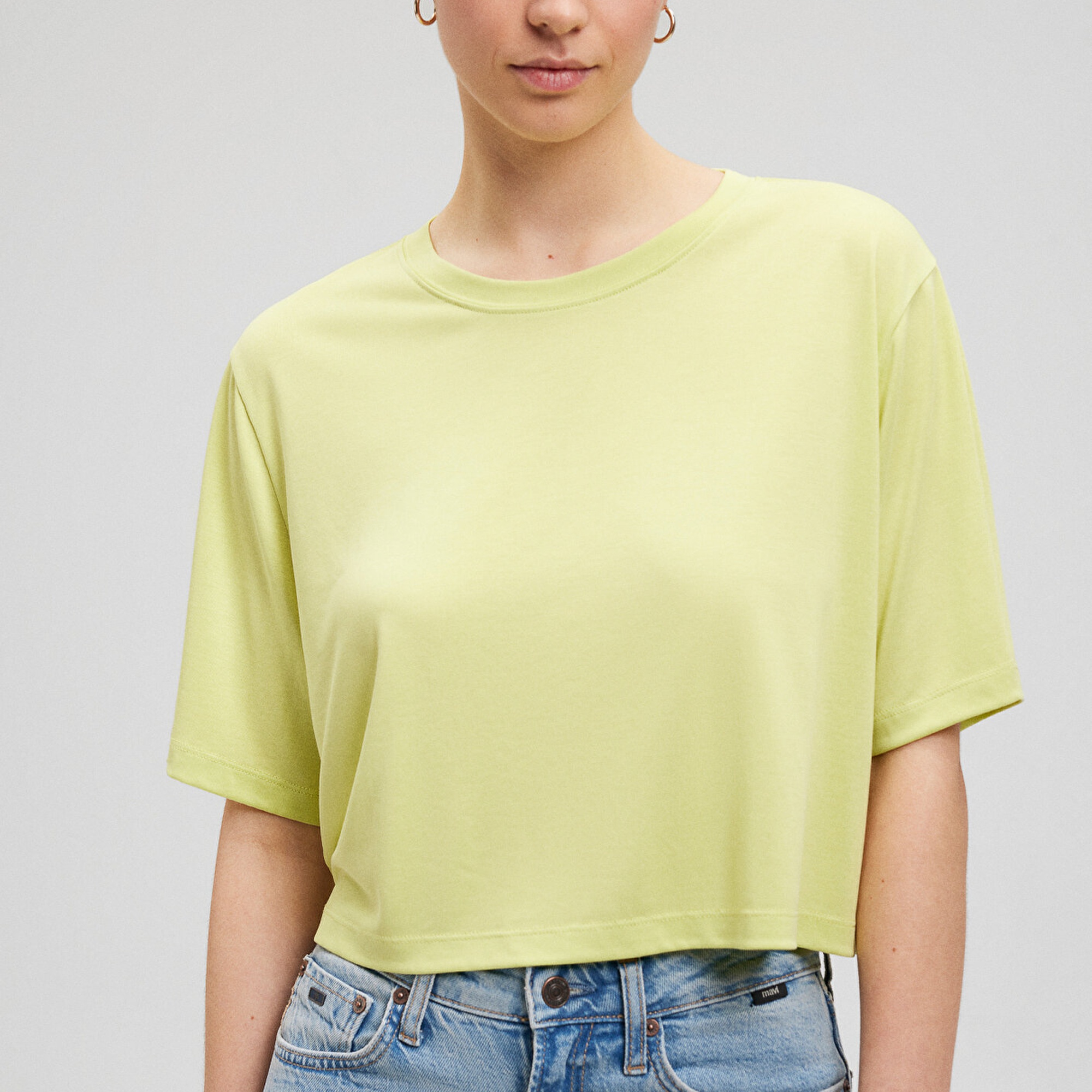 Mavi Lux Touch TENCEL TM Yeşil Basic Crop Tişört Crop / Kısa Kesim 1612231-71498