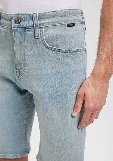  Mavi Brian Steet Puslu Açık Mavi Jean Şort 0418487144