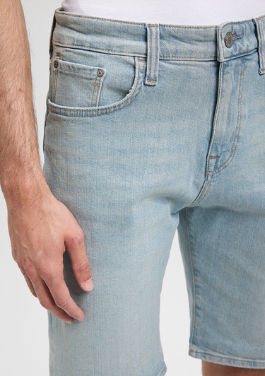  Mavi Brian Steet Puslu Açık Mavi Jean Şort 0418487144