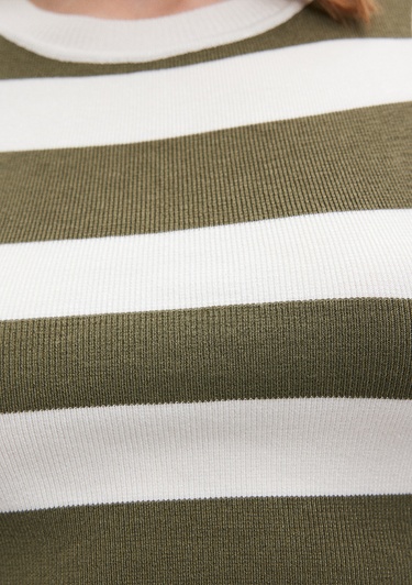  Mavi Çizgili Crop Triko Top Fitted / Vücuda Oturan Kesim 1710098-87120