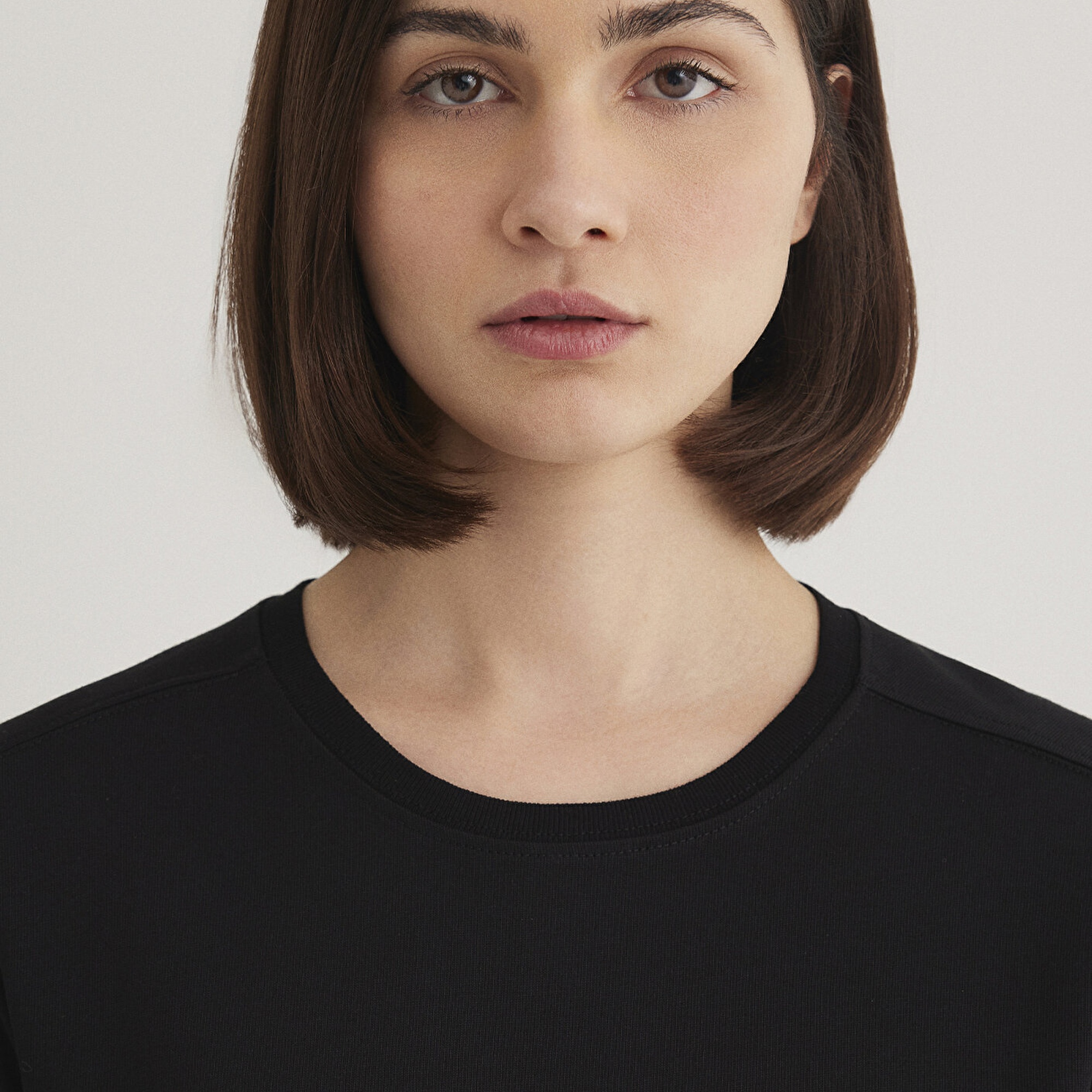 Mavi Bisiklet Yaka Siyah Basic Tişört Regular Fit / Normal Kesim 1612699-900