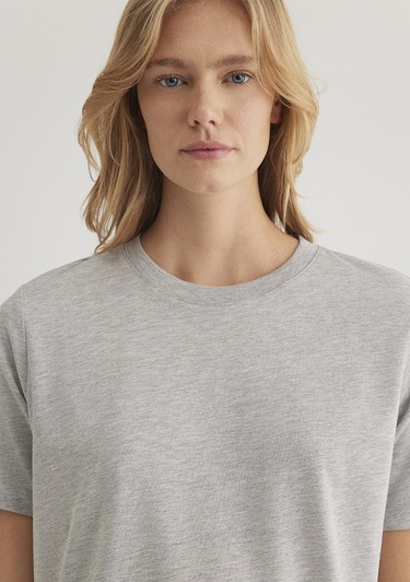  Mavi Bisiklet Yaka Gri Basic Tişört Regular Fit / Normal Kesim 1600955-83096