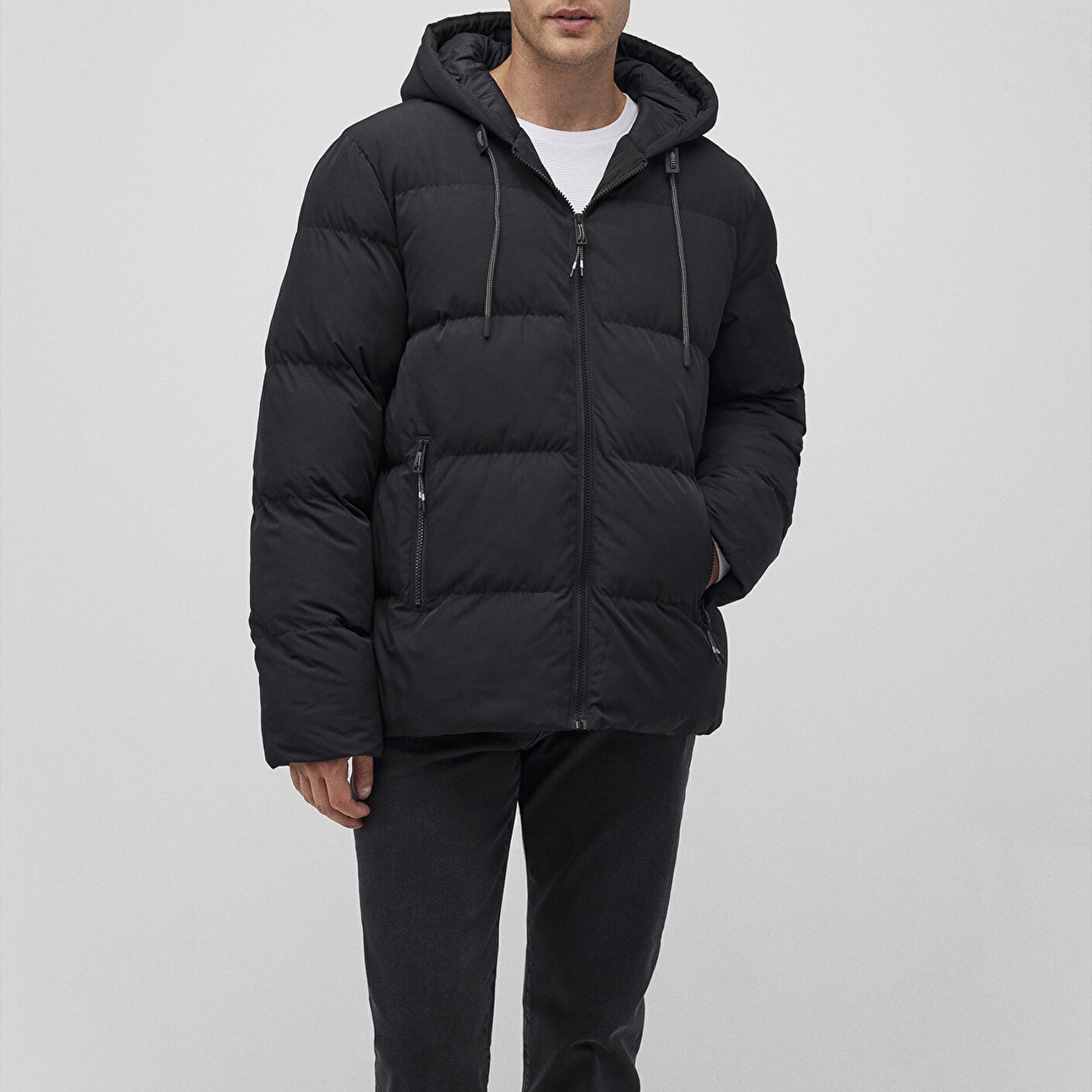 Mavi Kapüşonlu Siyah Şişme Mont 0110349-900