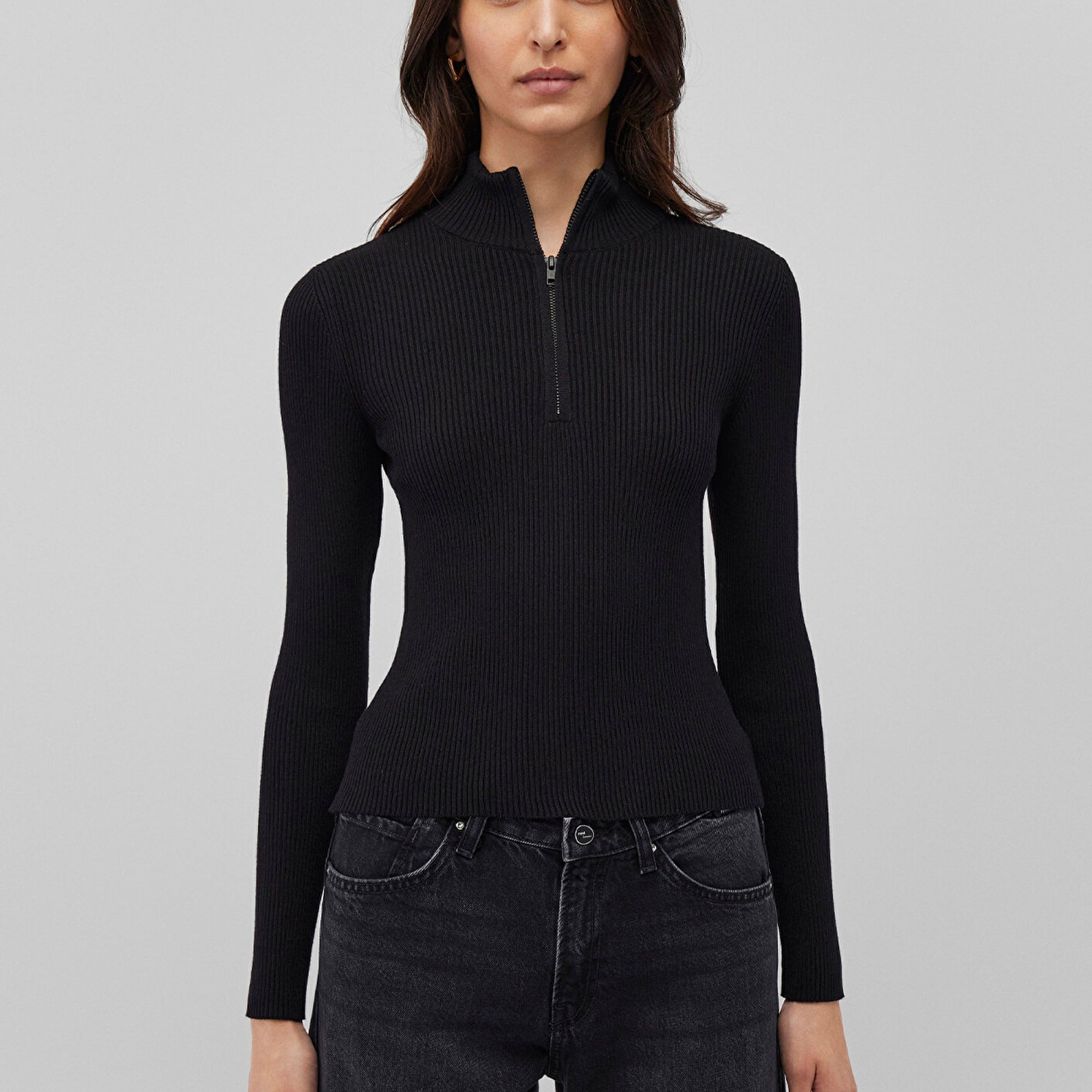 Mavi Yarı Fermuarlı Dik Yaka Siyah Kazak Fitted / Vücuda Oturan Kesim 1710519-900