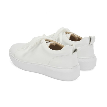  Kadın Beyaz Deri Spor Ayakkabı