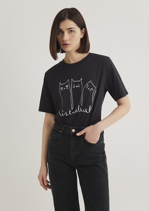  Mavi Kedi Baskılı Siyah İstanbul Tişört Regular Fit / Normal Kesim 1610674-70087