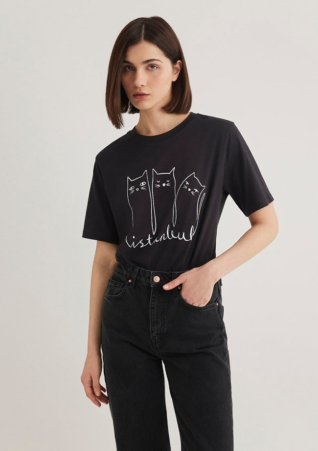  Mavi Kedi Baskılı Siyah İstanbul Tişört Regular Fit / Normal Kesim 1610674-70087