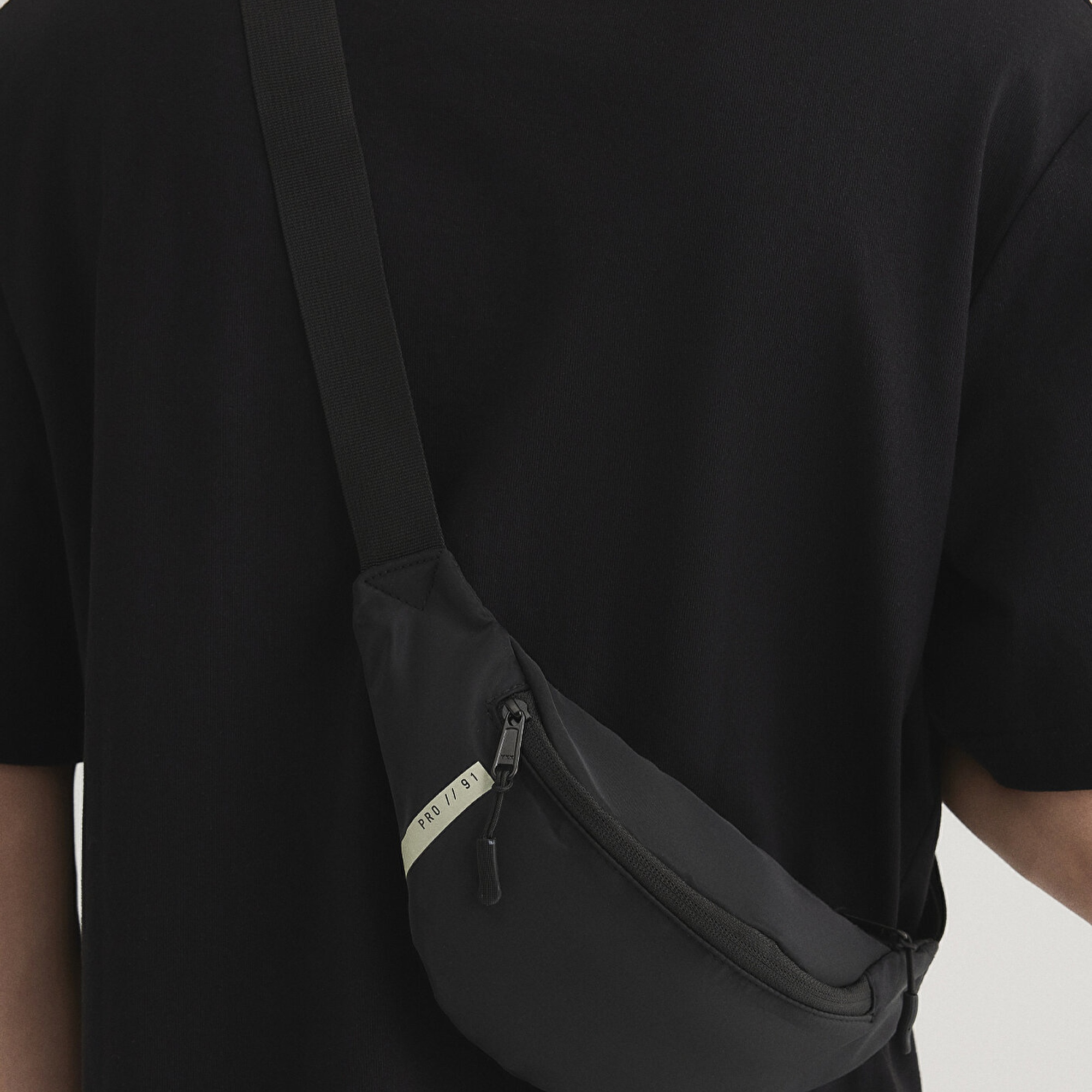 Mavi Mavi Pro Siyah Bel Çantası 092693-900