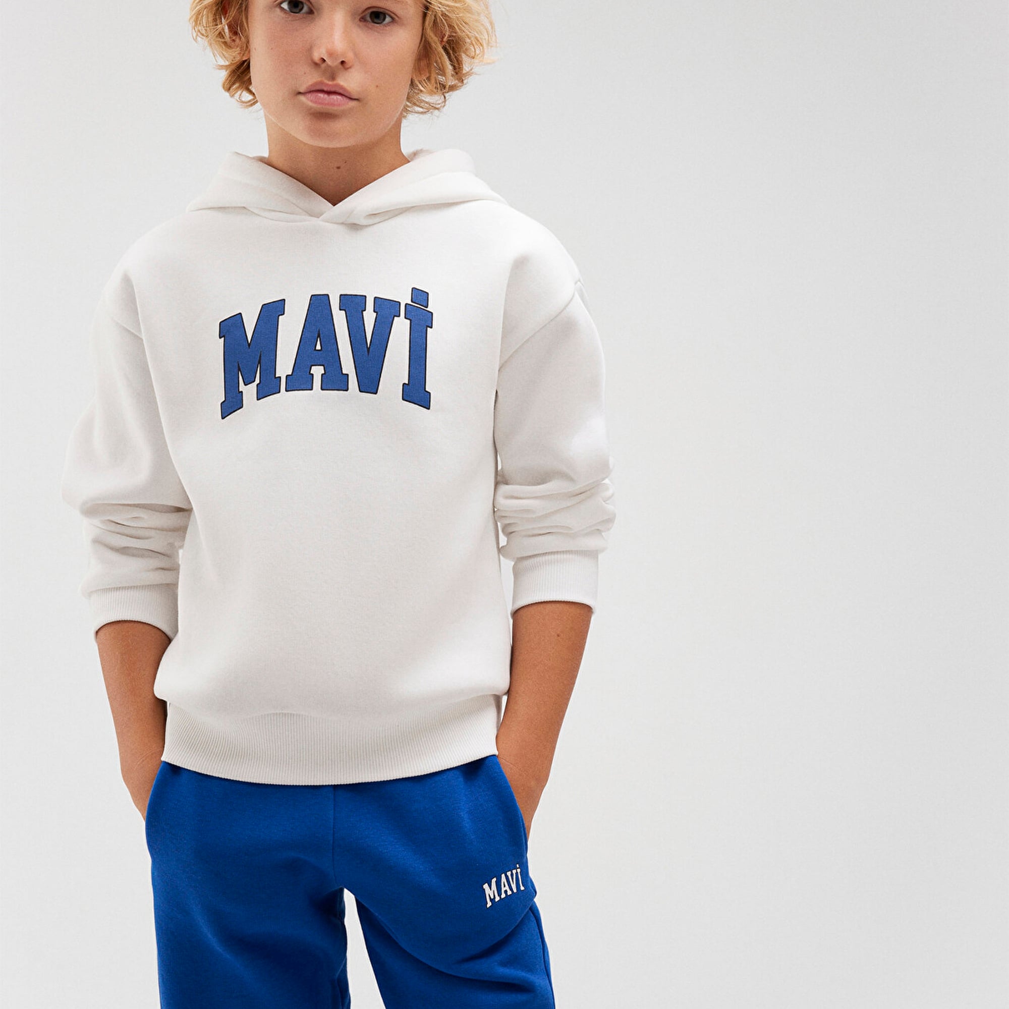 Mavi Mavi Logo Baskılı Beyaz Kapüşonlu Sweatshirt 6610110-70057
