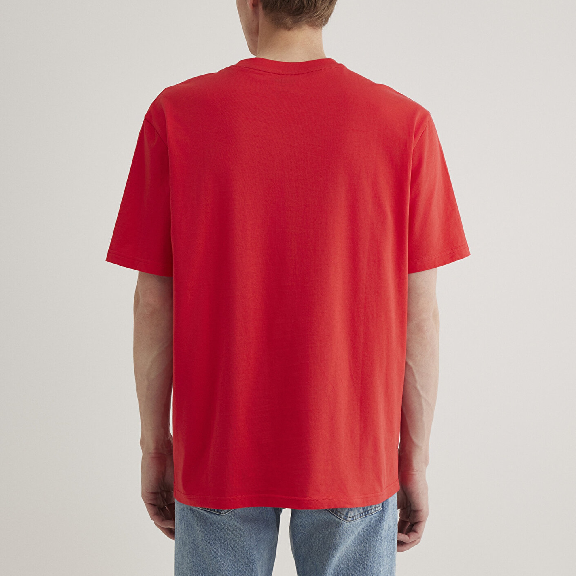 Mavi Mavi Logo İşlemeli Kırmızı Basic Tişört Loose Fit / Bol Rahat Kesim 067074-70471