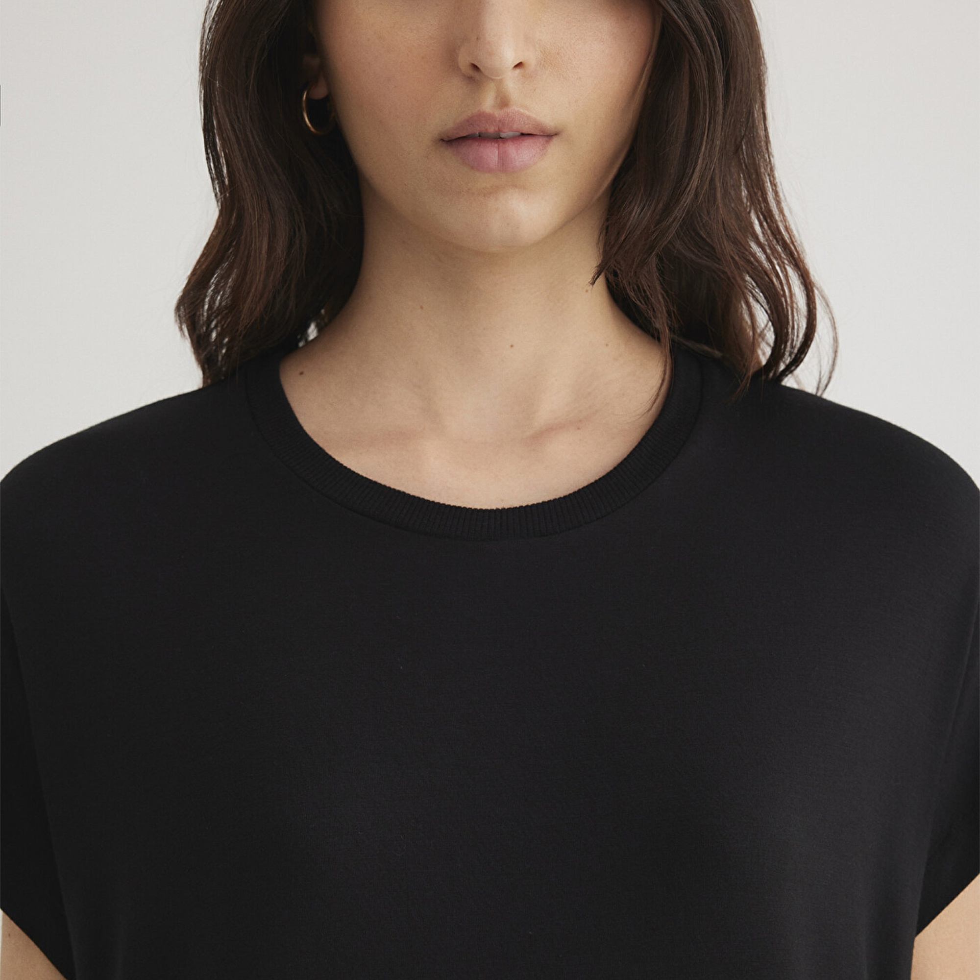 Mavi Düşük Omuz Siyah Basic Tişört Regular Fit / Normal Kesim 1611649-900