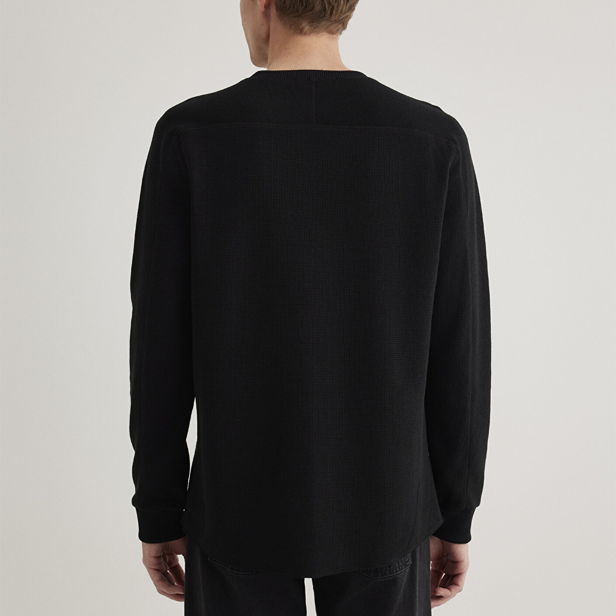 Mavi Uzun Kollu Dokulu Siyah Basic Tişört Slim Fit / Dar Kesim 0610106-900