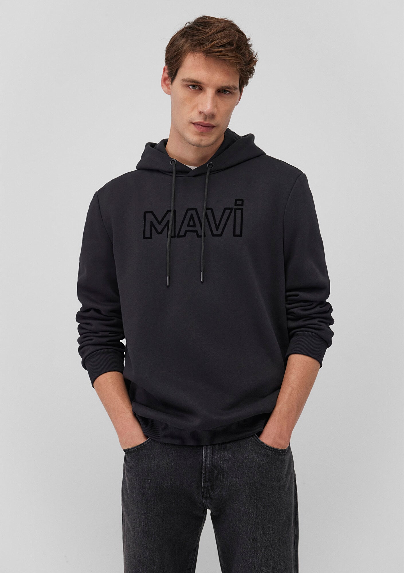 Mavi Mavi Logo Baskılı Kapüşonlu Siyah Sweatshirt 0610941-900