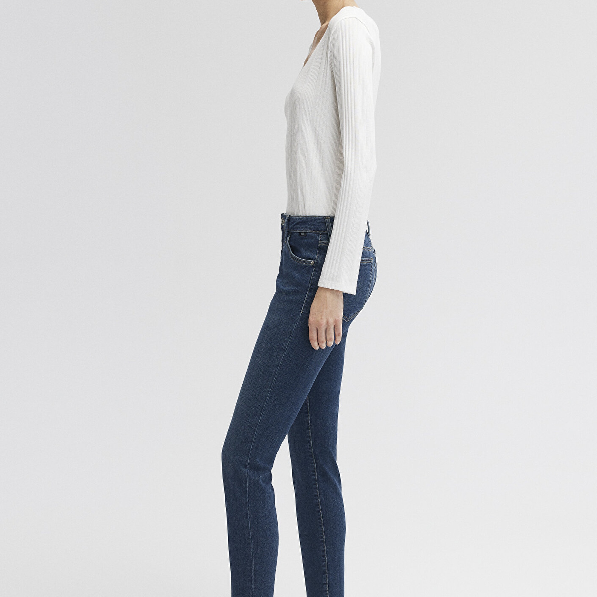 Mavi Ada Casual Vintage Koyu Mavi Jean Pantolon 1020535596