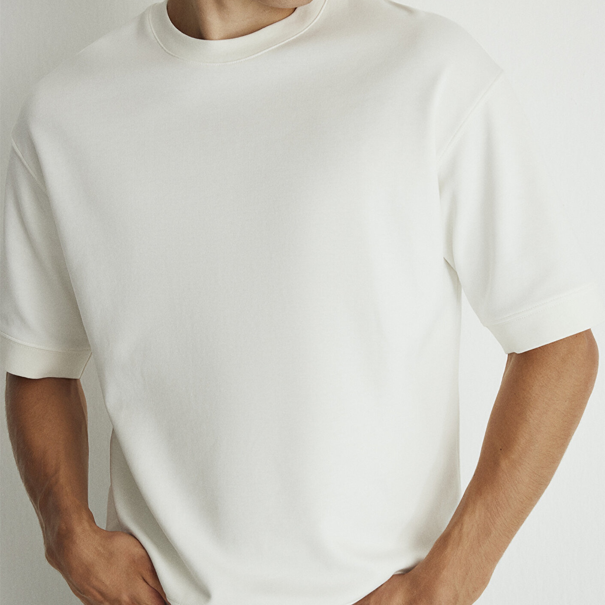 Mavi Bisiklet Yaka Beyaz Tişört Loose Fit / Bol Rahat Kesim 0611614-70057