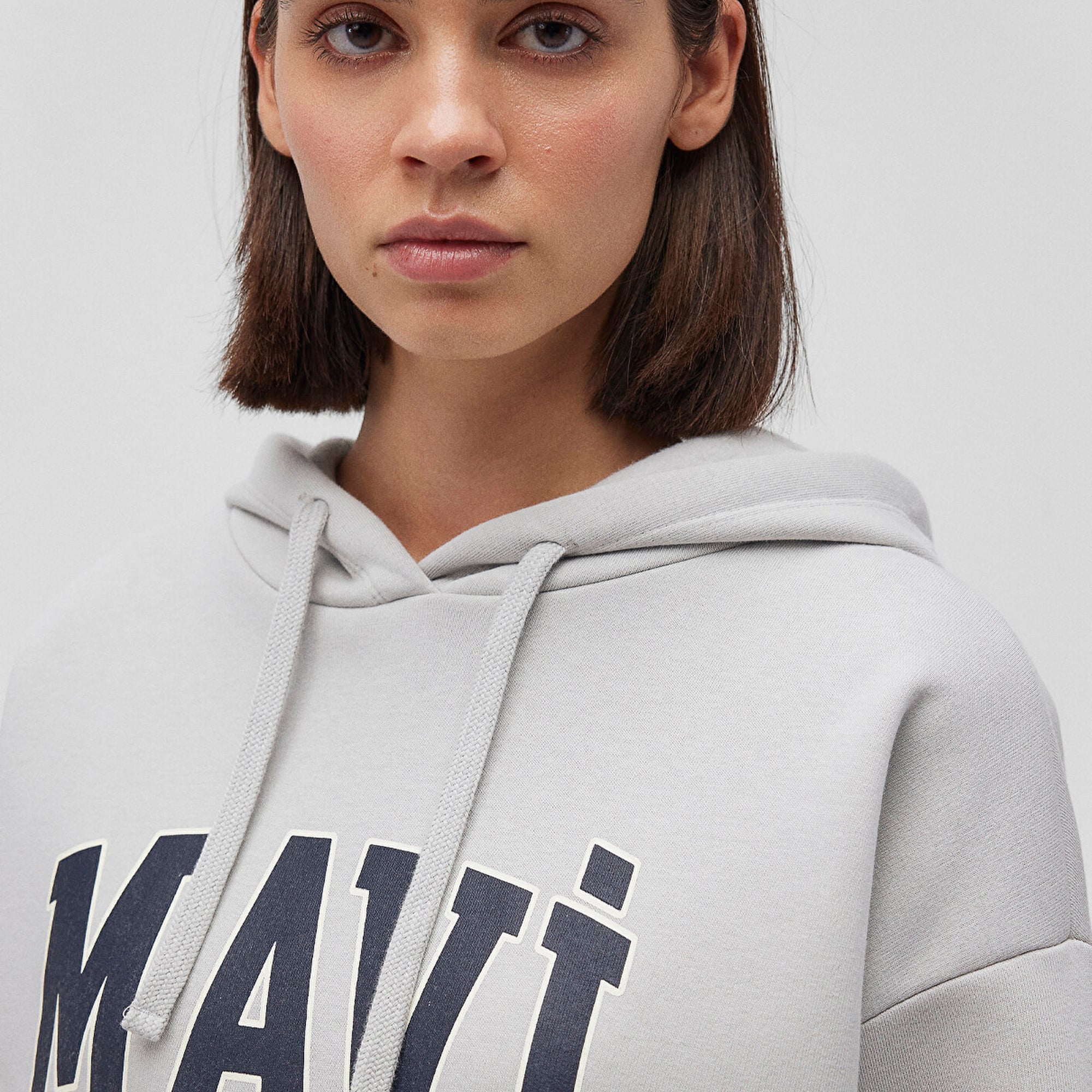 Mavi Mavi Logo Baskılı Kapüşonlu Gri Sweatshirt 1600361-34322