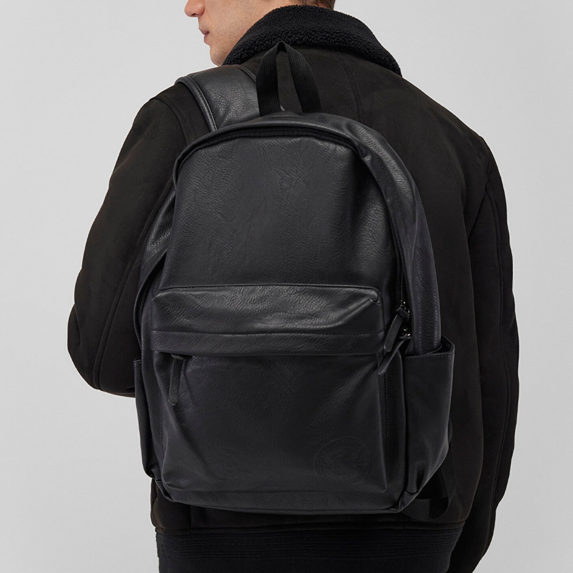 Mavi Siyah Suni Deri Sırt Çantası 0910973-900