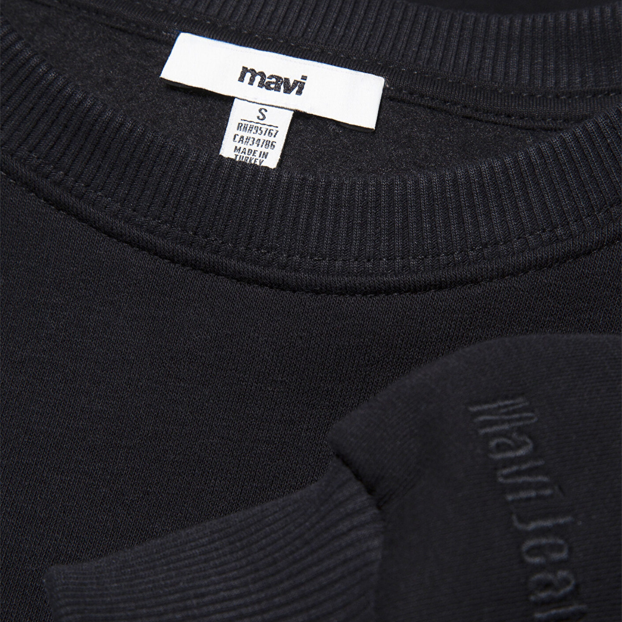 Mavi Bisiklet Yaka Siyah Basic Sweatshirt 1610198-900