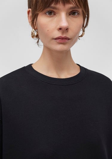  Mavi Bisiklet Yaka Siyah Basic Sweatshirt 1610198-900