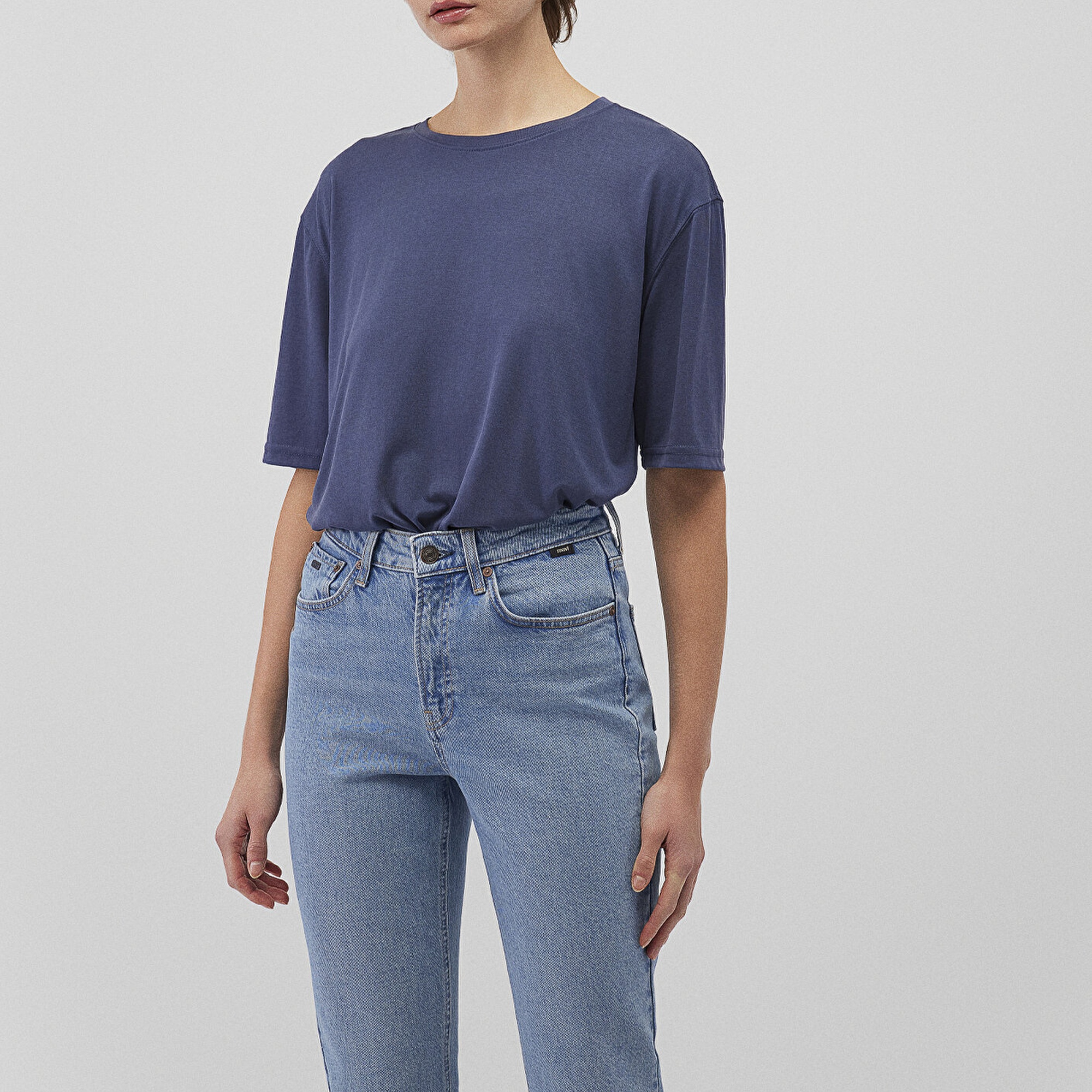 Mavi Lacivert TENCEL TM Modal Basic Tişört Regular Fit / Normal Kesim 1611897-70487