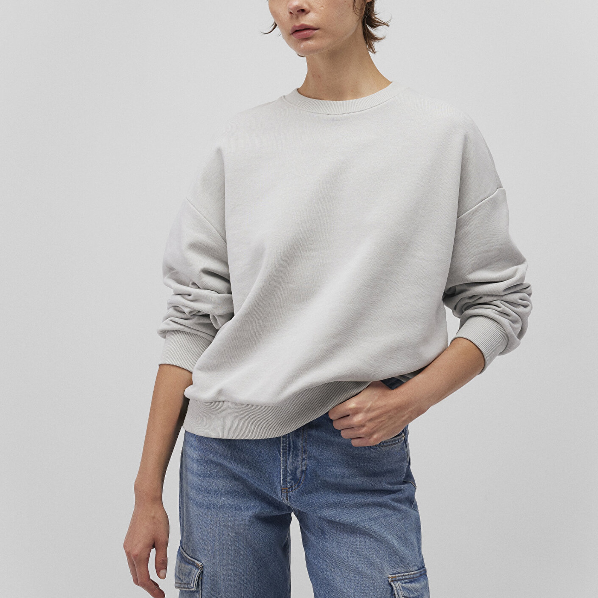 Mavi Bisiklet Yaka Gri Basic Sweatshirt 1611770-70074