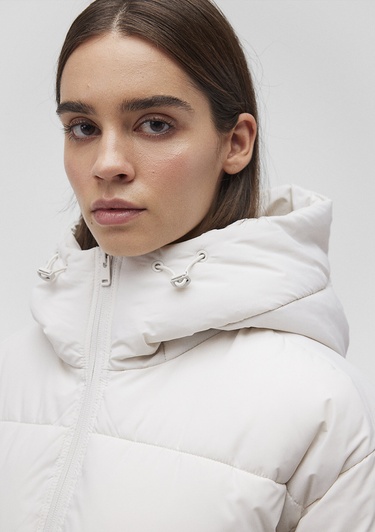  Mavi Kapüşonlu Beyaz Şişme Mont 1110199-83746