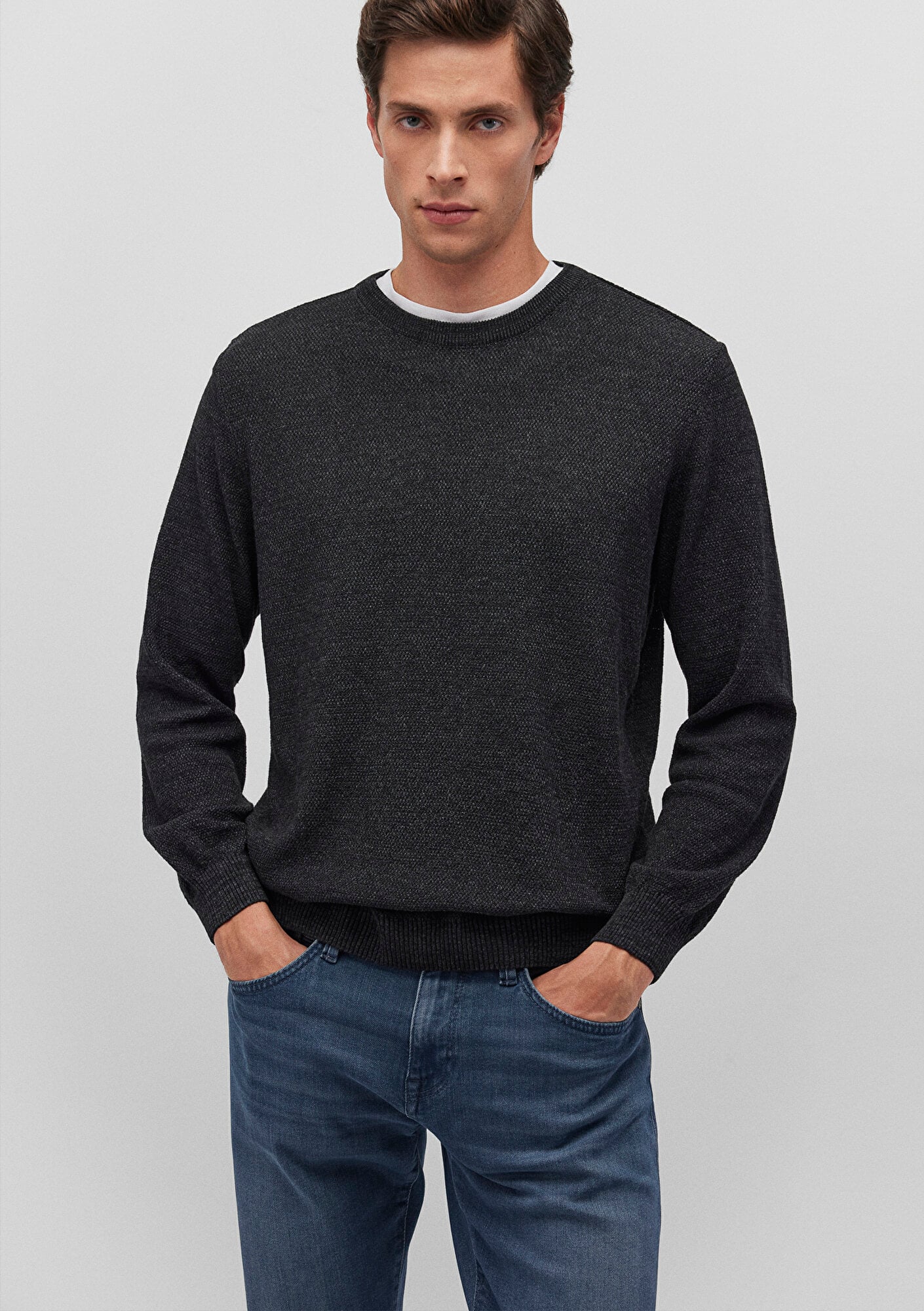  Mavi Bisiklet Yaka Siyah Basic Kazak Slim Fit / Dar Kesim 070781-900