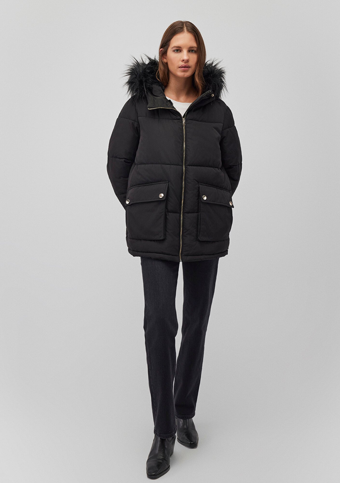  Mavi Suni Kürk Detaylı Siyah Şişme Mont 1110100-900