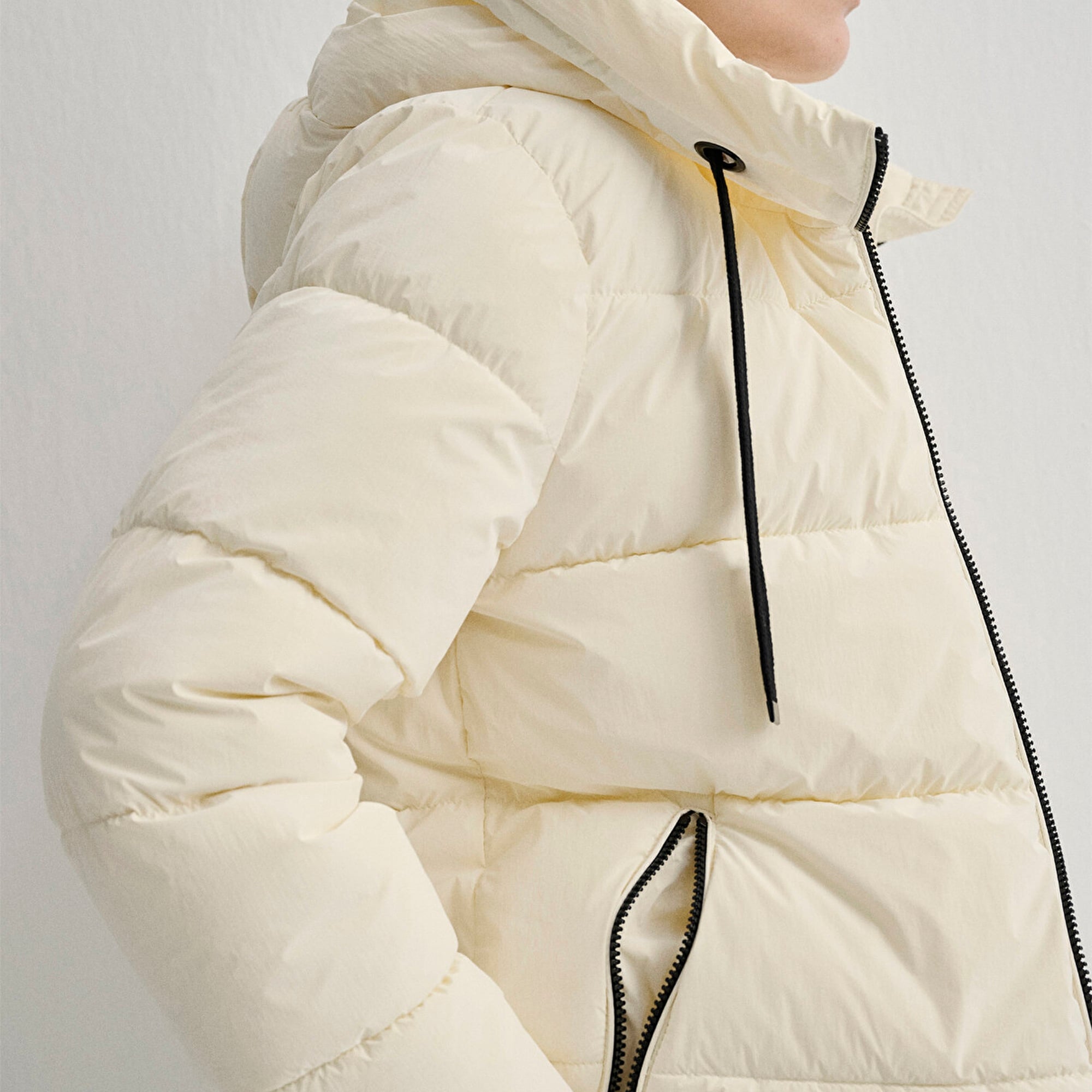 Mavi Kapüşonlu Ekru Şişme Mont 1110043-83043