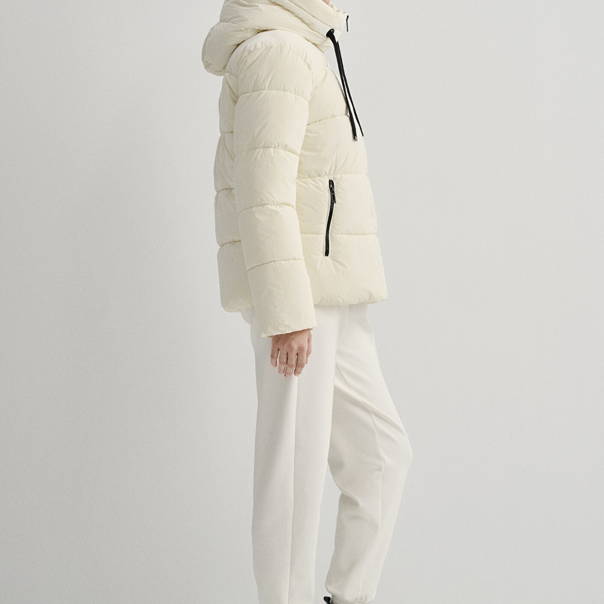 Mavi Kapüşonlu Ekru Şişme Mont 1110043-83043