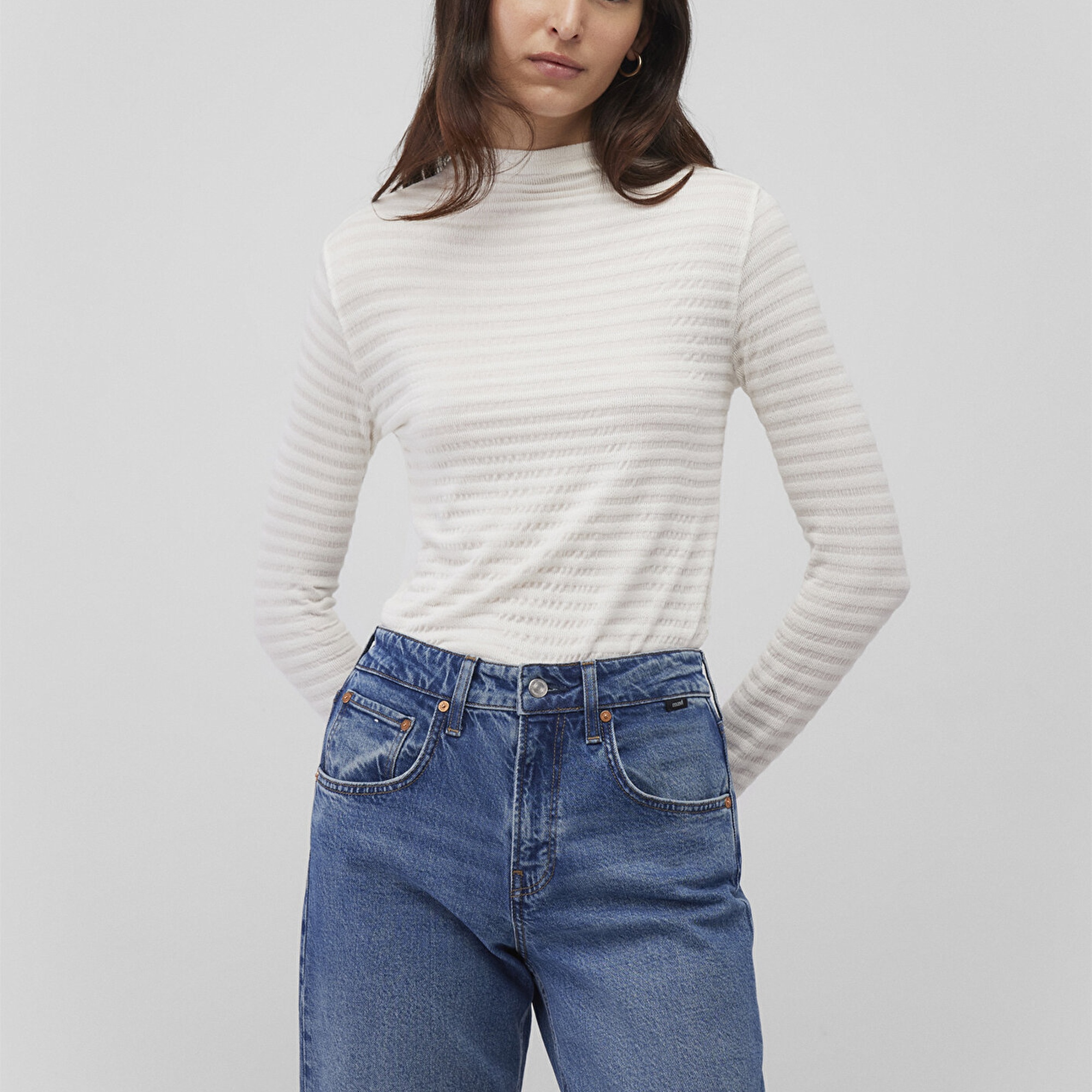 Mavi Dokulu Beyaz Tişört Slim Fit / Dar Kesim 1612026-70057