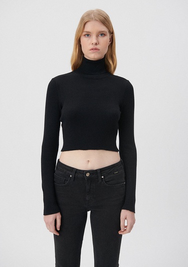  Mavi Boğazlı Siyah Kazak Fitted / Vücuda Oturan Kesim 1710143-900