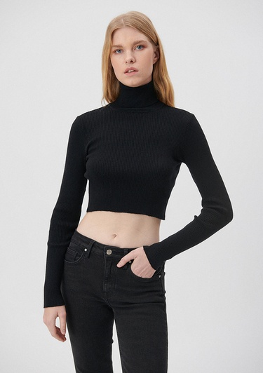  Mavi Boğazlı Siyah Kazak Fitted / Vücuda Oturan Kesim 1710143-900