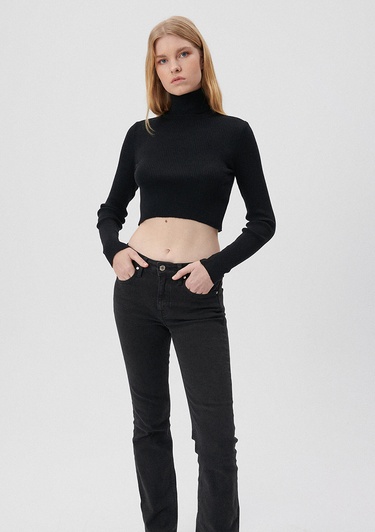  Mavi Boğazlı Siyah Kazak Fitted / Vücuda Oturan Kesim 1710143-900