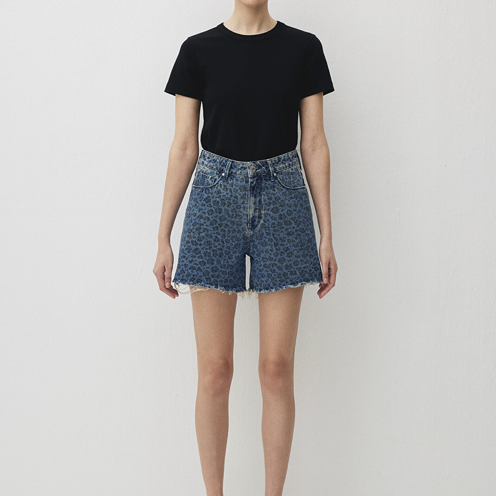 Mavi Millie 90s Indigo Leopar Desenli Jean Şort 1458988290