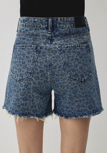  Mavi Millie 90s Indigo Leopar Desenli Jean Şort 1458988290