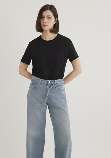  Mavi Bisiklet Yaka Siyah Basic Tişört Regular Fit / Normal Kesim 1612699-900