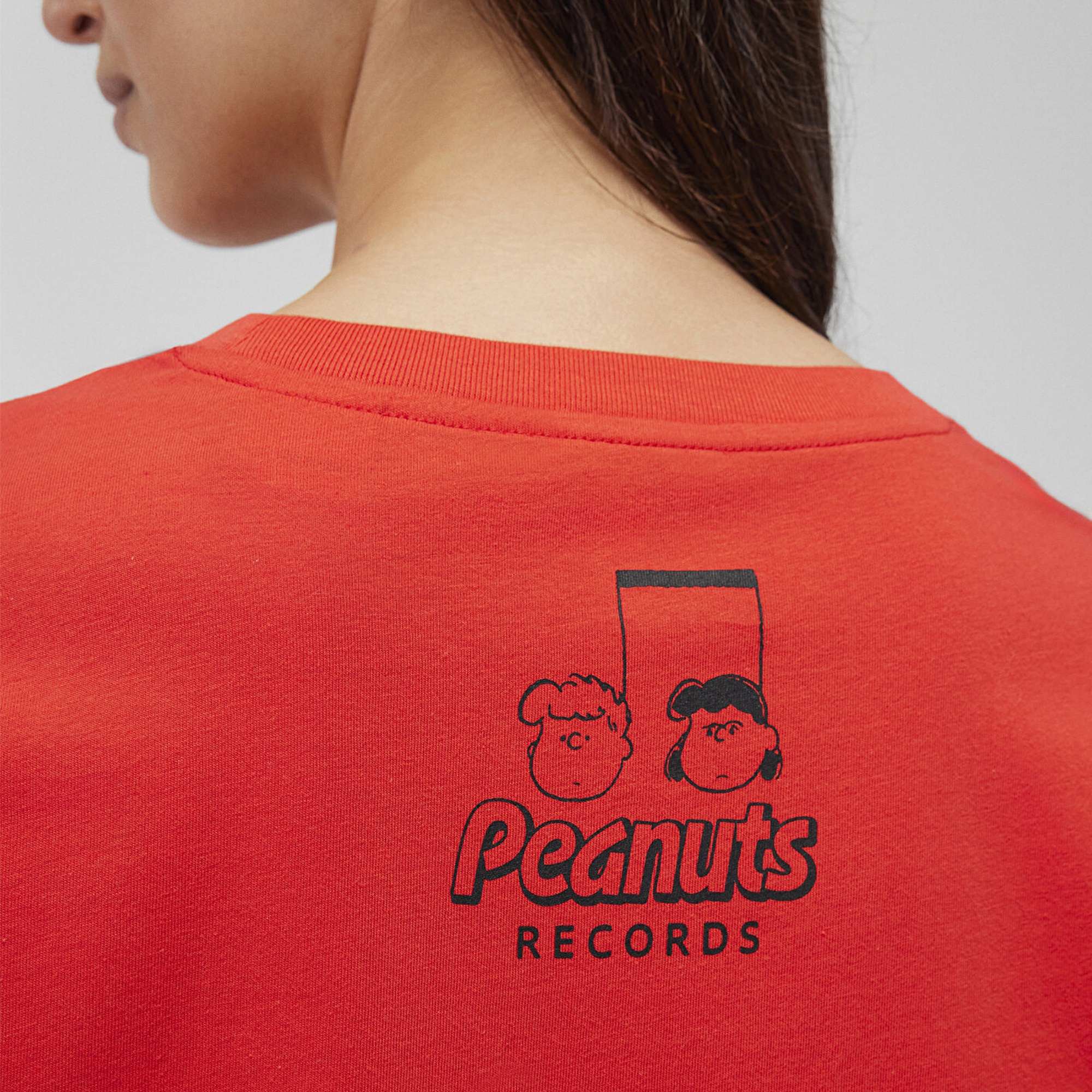 Mavi Snoopy Baskılı Kırmızı Tişört Regular Fit / Normal Kesim 1612850-70470