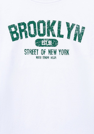  Mavi Brooklyn Baskılı Beyaz Tişört Regular Fit / Normal Kesim 6610223-620