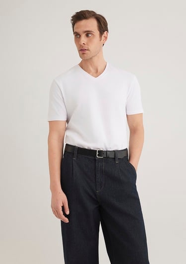  Mavi Stretch V Yaka Beyaz Basic Tişört Fitted / Vücuda Oturan Kesim 061748-620